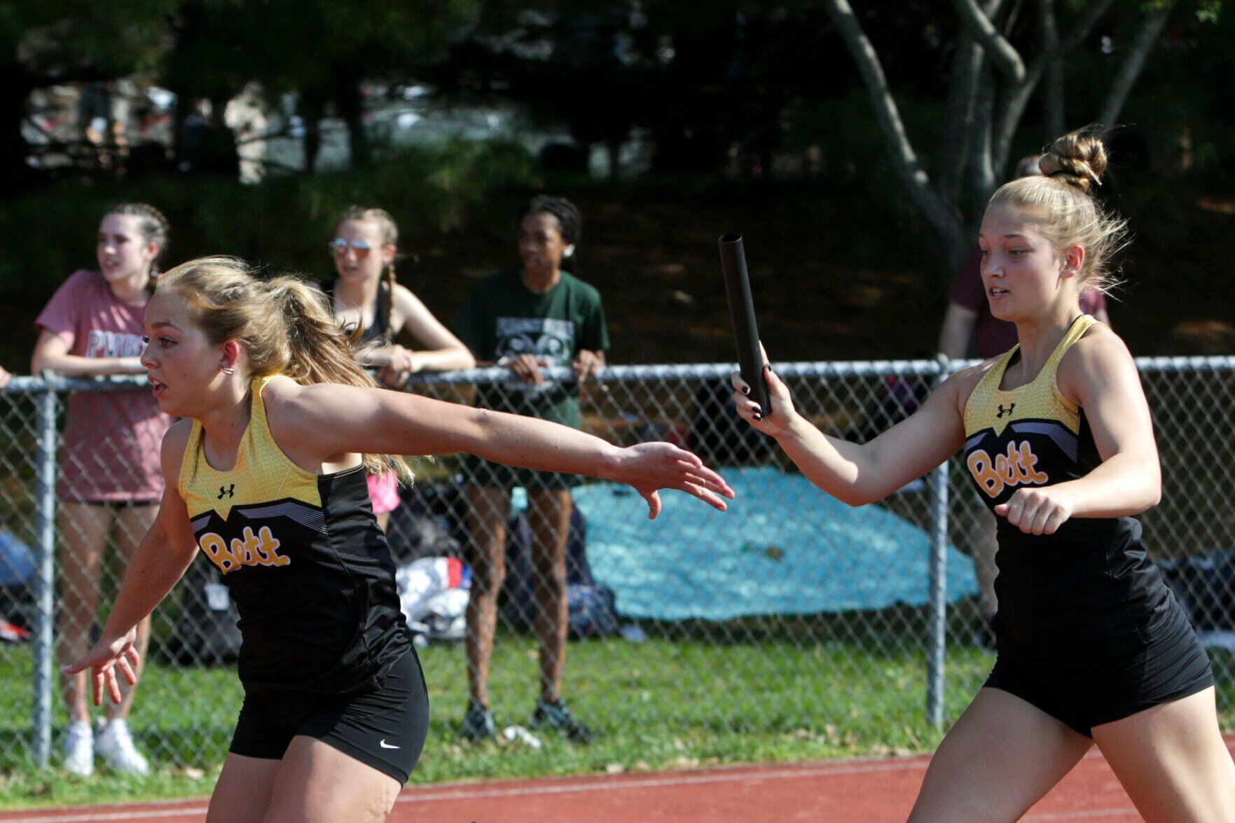 051222-qc-spt-district track-01.jpg